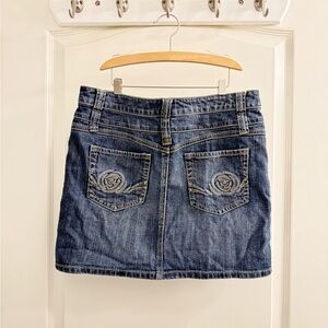 Rosebud detail denim mini skirt